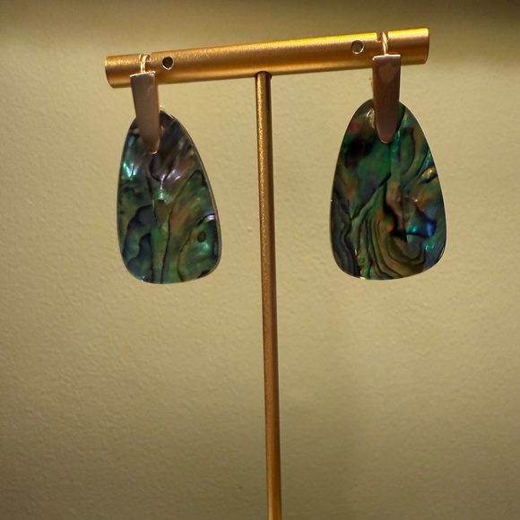 Kendra Scott Marty Iridescent Abalone Teal 14K Gold Plated Drop Earrings - Picture 9 of 9
